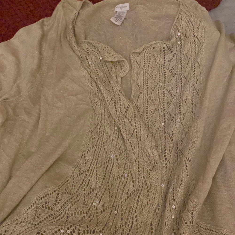 Very nice to wear with a shirt